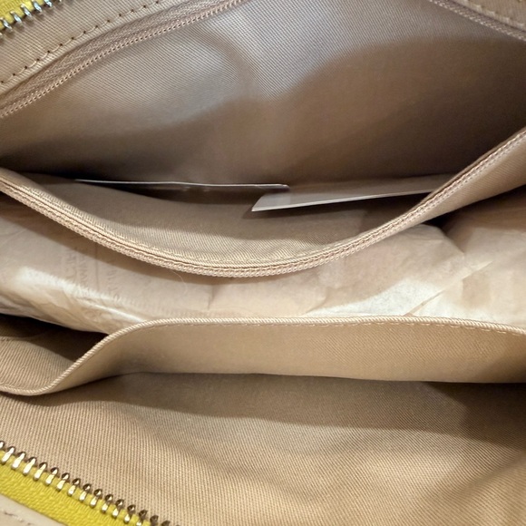 Coach Two-Tone Yellow and White Clutch. New without Tags. - Picture 4 of 4